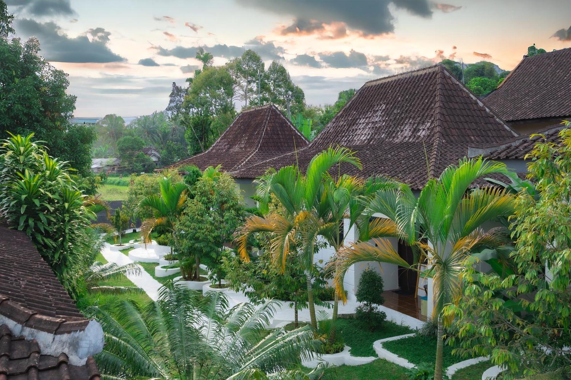 Nirvana Hotel Resort Тетебату Экстерьер фото